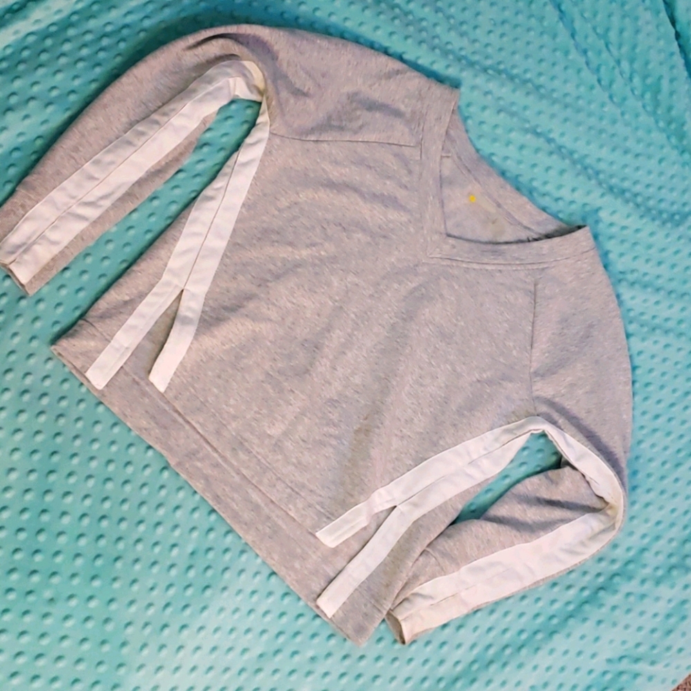 Zella V Neck Side Slit Pullover